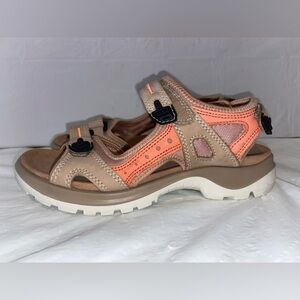 ECCO Women’s sandals